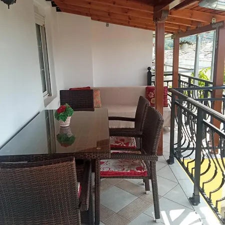 Nicole Holiday home *