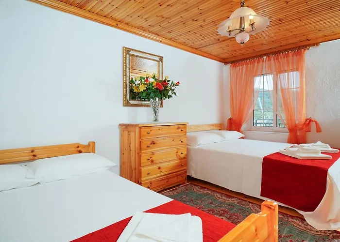 Nicole * Theologos (Thasos)